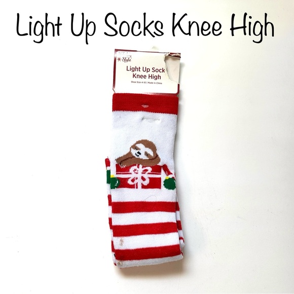 🛍 5 for $15 all listed for $8 & under 🎈Accessory Keychain Scarf Bundle - Picture 15 of 16